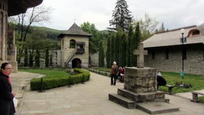 Mănăstirea Voroneţ